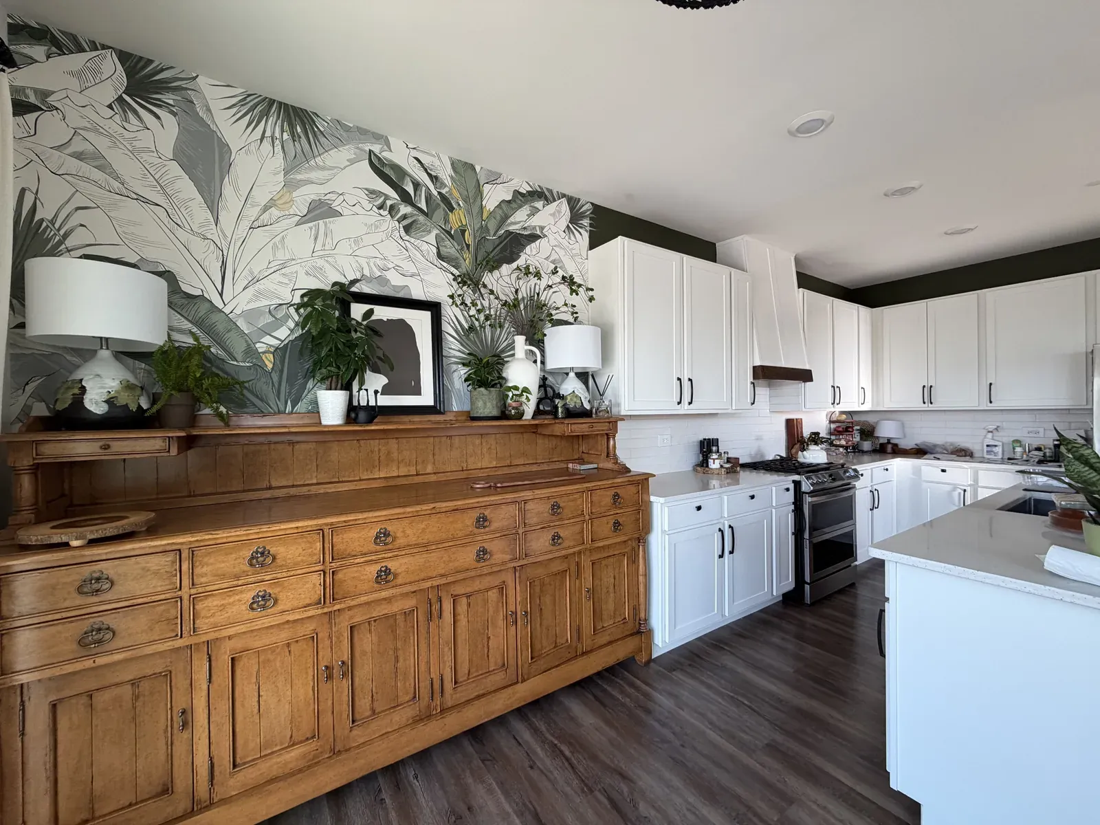 Kitchen, Wallpaper